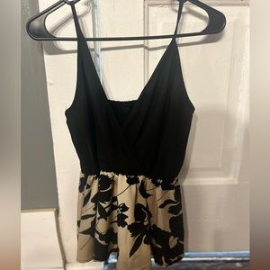 Tank top / dress up top with adjustable straps size small